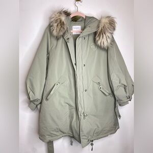 NWOT PEACEBIRD Women's Sage Green Parka with Faux Fur Trim